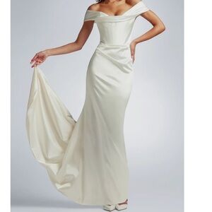 VIVIENNE WESTWOOD wedding gown